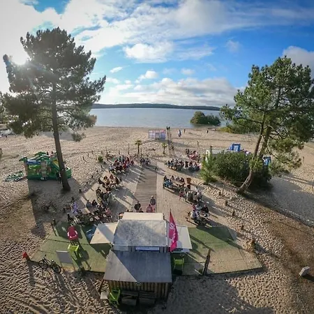 Mobil 557 Campsite Gastes